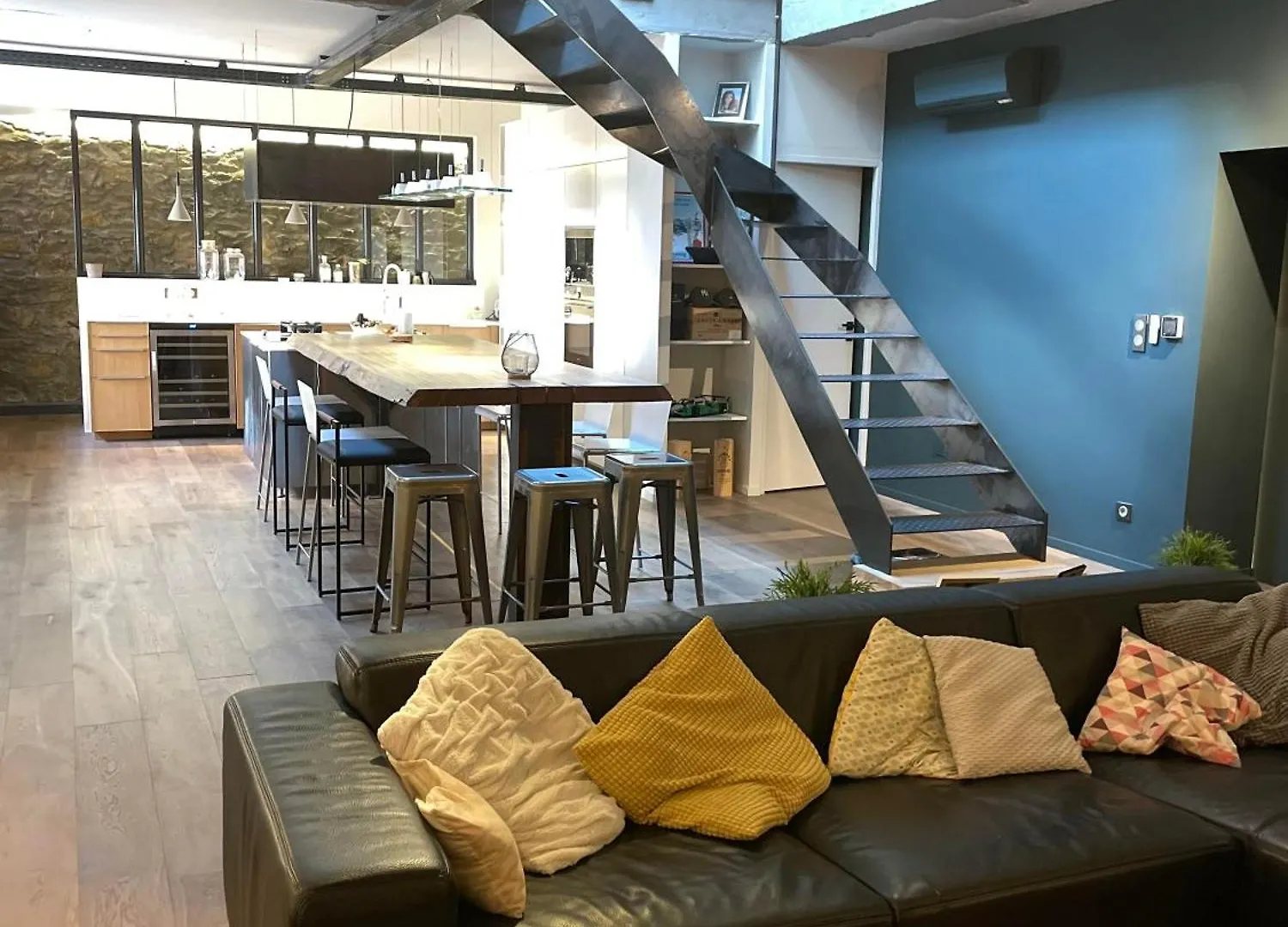 Appartement Loft Centre Ville Situe Dans Rue Calme Grenoble