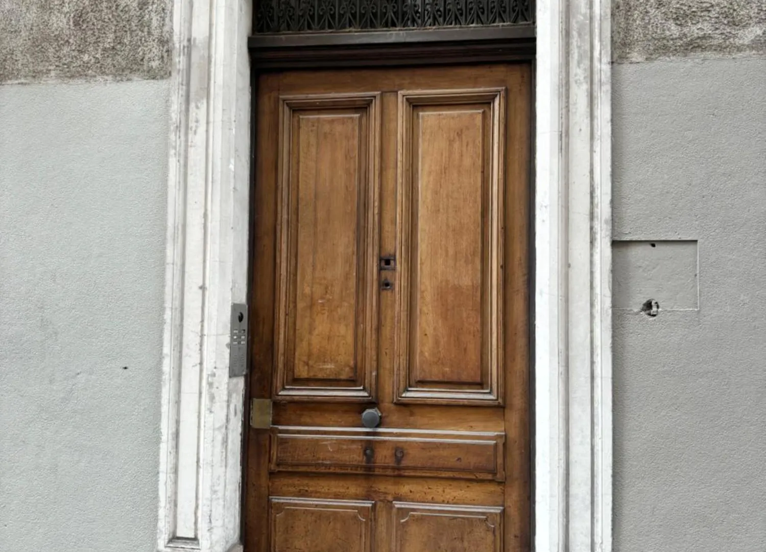 Appartement Loft Centre Ville Situe Dans Rue Calme Grenoble 0*,  France